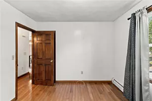 17 Brook St, West Warwick, RI 02893 - Photo 10
