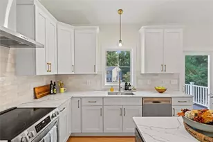 31 Huckleberry Trail, Narragansett, RI 02874 - Photo 10