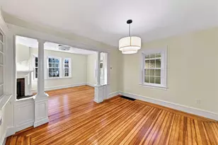20 Nisbet St, Providence, RI 02906 - Photo 12