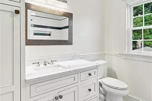 20 Nisbet St, Providence, RI 02906 - Photo 18