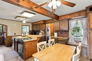 41 Mt Hope Ave, Bristol, RI 02809 - Photo 4