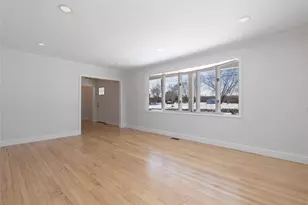 36 Kinnicutt Ave, Warren, RI 02885 - Photo 16