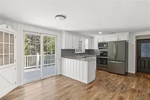 11 Beauregard Ave, Lincoln, RI 02865 - Photo 12