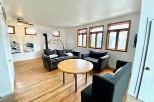 32 McAllister St, Newport, RI 02840 - Photo 4