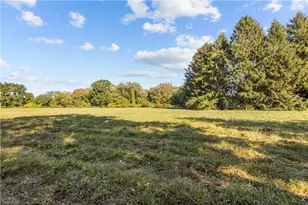 184 Glen Rd, Portsmouth, RI 02871 - Photo 32