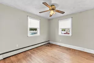 54 Royland Rd, Warwick, RI 02889 - Photo 10