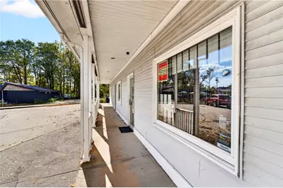 211 Main Street, Hopkinton, RI 02804 - Photo 12