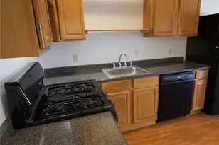 3940 Post Rd, Warwick, RI 02886 - Photo 6