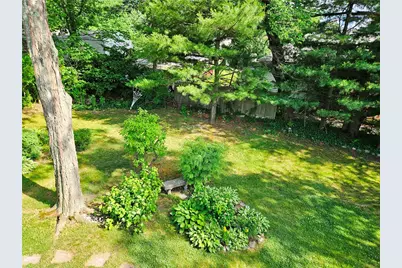 55 Lexington Avenue, North Providence, RI 02904 - Photo 24