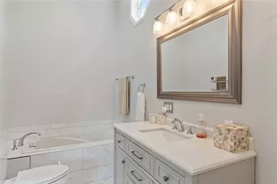 556 Shore Road, Jamestown, RI 02835 - Photo 12