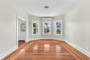 89 Auburn St, Cranston, RI 02910 - Photo 8