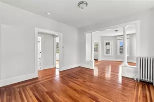 89 Auburn St, Cranston, RI 02910 - Photo 10