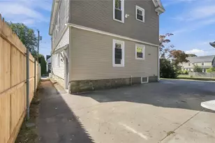 89 Auburn St, Cranston, RI 02910 - Photo 30