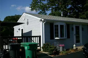 291 Nausauket Rd, Warwick, RI 02886 - Photo 2