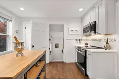 4 Friendship Street, Newport, RI 02840 - Photo 14