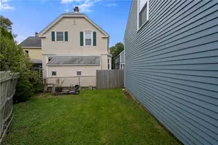 4 Friendship St, Newport, RI 02840 - Photo 34