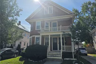 38 Wildwood Ave, Providence, RI 02907 - Photo 2