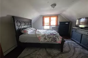 38 Wildwood Ave, Providence, RI 02907 - Photo 14