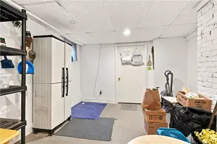 56 Ruth St, Woonsocket, RI 02895 - Photo 20