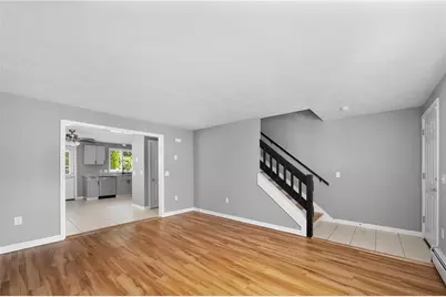 298 Grosvenor Avenue, East Providence, RI 02914 - Photo 8