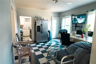 9 Steuben St, Providence, RI 02909 - Photo 10