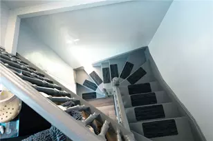 9 Steuben St, Providence, RI 02909 - Photo 28