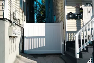 9 Steuben St, Providence, RI 02909 - Photo 4