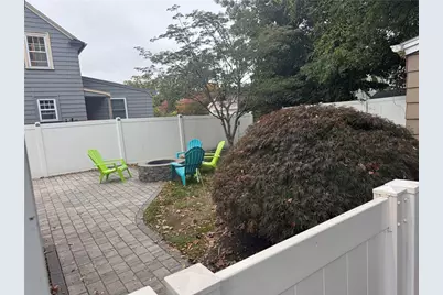 55 Knollwood Avenue, Cranston, RI 02910 - Photo 44