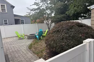55 Knollwood Ave, Cranston, RI 02910 - Photo 44