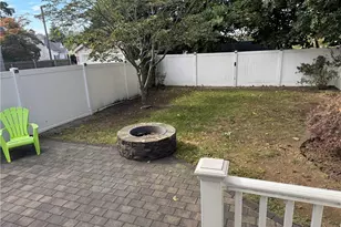 55 Knollwood Ave, Cranston, RI 02910 - Photo 46