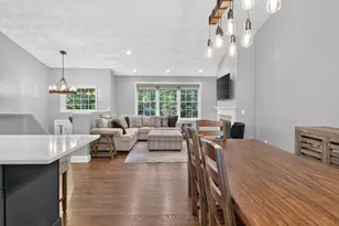 427 Log Rd, Smithfield, RI 02917 - Photo 14