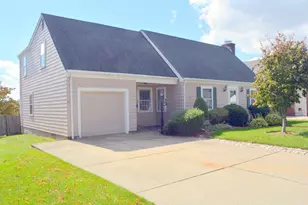 103 Greenwich Ave, East Providence, RI 02914 - Photo 2