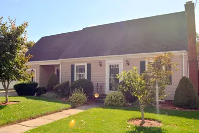 103 Greenwich Avenue, East Providence, RI 02914 - Photo 4