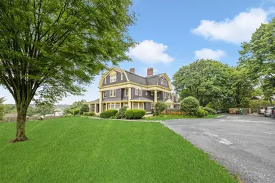 386 Green End Avenue, Middletown, RI 02842 - Photo 2