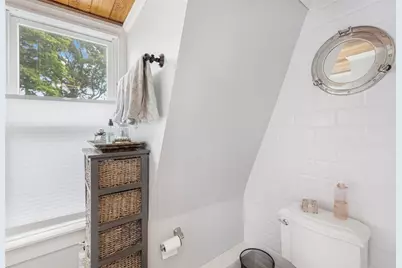 386 Green End Avenue, Middletown, RI 02842 - Photo 36