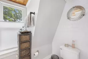 386 Green End Ave, Middletown, RI 02842 - Photo 36