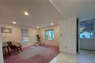 117 Namquid Dr, Warwick, RI 02888 - Photo 16