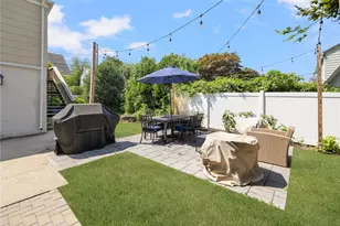 259 Gibbs Ave, Newport, RI 02840 - Photo 18