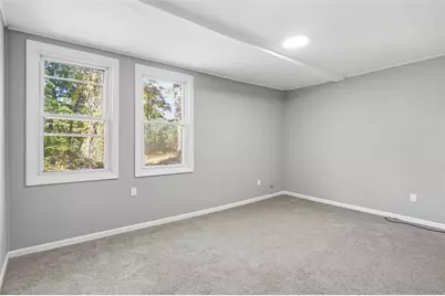15 Pawtucket Avenue, Glocester, RI 02814 - Photo 12