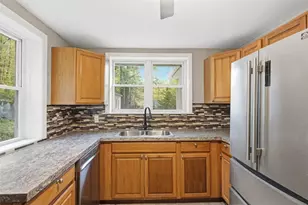 15 Pawtucket Ave, Glocester, RI 02814 - Photo 4