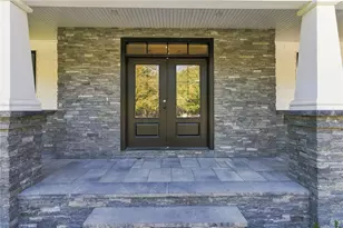 12 Beechwood Dr, Cranston, RI 02921 - Photo 6