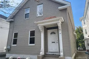 137 Sutton St, Providence, RI 02909 - Photo 1