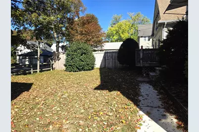 26 Collins Street, Woonsocket, RI 02895 - Photo 32