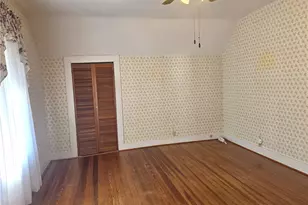 26 Collins St, Woonsocket, RI 02895 - Photo 16