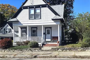 26 Collins St, Woonsocket, RI 02895 - Photo 1