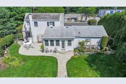 1682 Douglas Avenue, North Providence, RI 02904 - Photo 10