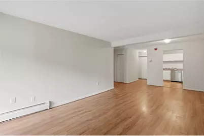 752 Quaker Lane #B207, Warwick, RI 02818 - Photo 2