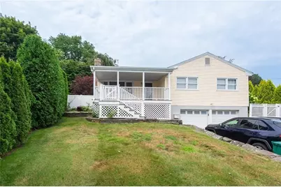 5 Sherri Lane, Middletown, RI 02842 - Photo 2
