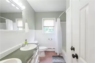 5 Sherri Ln, Middletown, RI 02842 - Photo 12