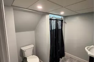 136 Lawnacre Dr, Cranston, RI 02920 - Photo 18